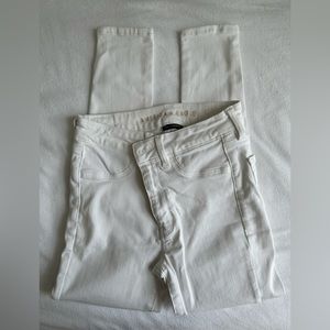 White American eagle jeans